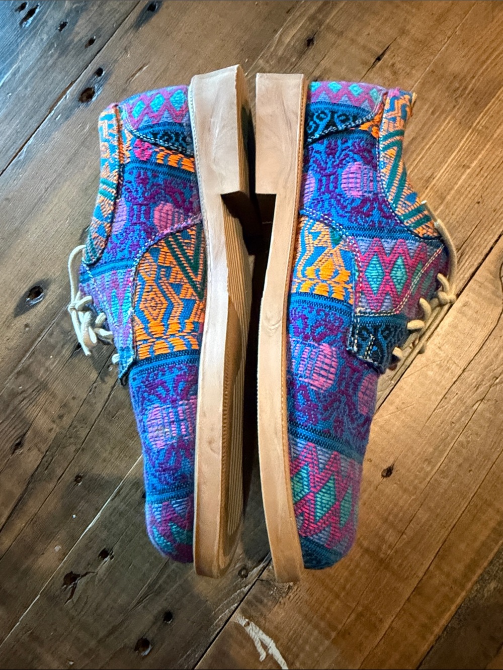 Embroidered men’s oxford Mayan resort wear size 13 - Picture 2 of 8